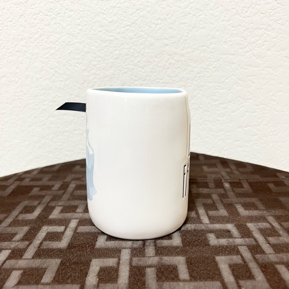 Rae Dunn Disney Cinderella Measuring Cups and LIFE’S A FAIRYTALE mug - Picture 8 of 12